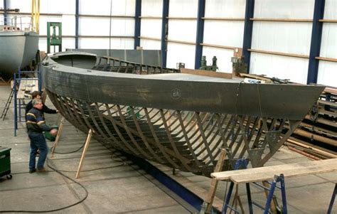 Steel or fiberglass hull 